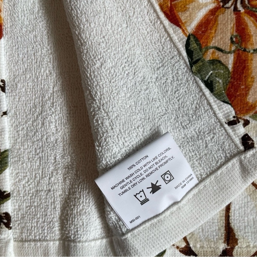 Pumpkins/Autumn Crochet Top Hanging Towel Set of Two Single Thickness - Picture 5 of 5